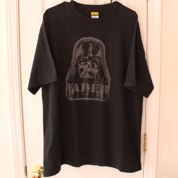 Black Vintage Y2K Star Wars Darth Vader Graphic Tee - Picture 4 of 5